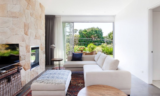 Manly Apartment | Manly Blue Retreat Apartment