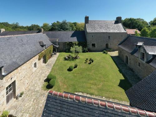 Ploumilliau House | Manoir de l'Isle