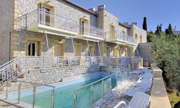 Stoupa Apartment | Manoleas Villas - Apartment 3