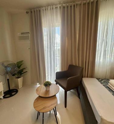 Puerto Princesa City Centre Hotel | Manors Palawan Staycation