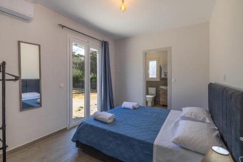 Sarlata House | Manos House - Elegant Modern Escape