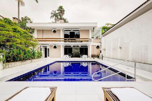 Morumbi House | Mansão com vista para a Mata Atlântica