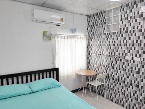 Ramkhamhaeng Hotel | Mansion 24