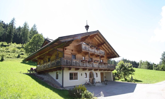 Eben im Pongau Villa | Mansion in Eben near Ski Salzburger Sportwelt