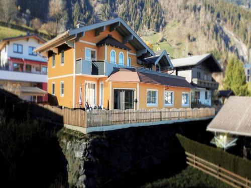 Goldegg House | Mansion in Goldegg near Ski Lift