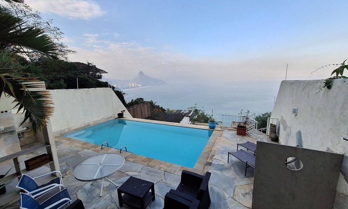 Joatinga House | Mansion with 5 suites, sea view, swimming pool, Jacuzzi, Joá RJ - Rock in Rio 2024