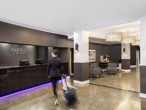 Melbourne Central Business District Apartment | Mantra on Little Bourke Melbourne