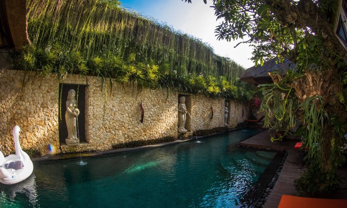 Denpasar Timur Hotel | Manzelejepun Villa & Pavilion