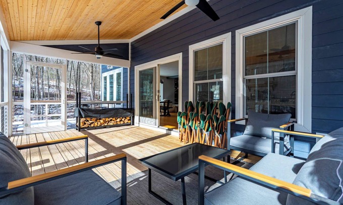 Narrowsburg House | Maple House: 25 Min to Big Bear Mtn+Cozy Fireplace