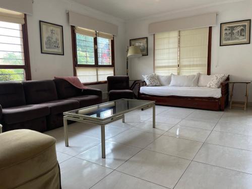 Constitucion House | Mar y Asados - Chalet hasta 19 huéspedes con dos Parrillas