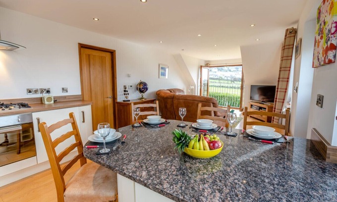 Marazion Apartment | Marazion Sail Loft - Three Bedroom Apartment, Sleeps 4