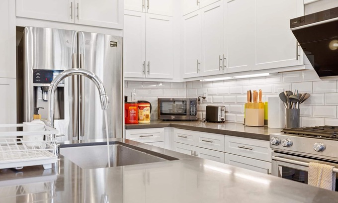 Portola Springs House | @ Marbella Lane - Cozy 4BR Home In Portola Spring