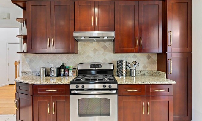 Farm Hills House | @ Marbella Lane - Elegant and Inviting Home in RWC