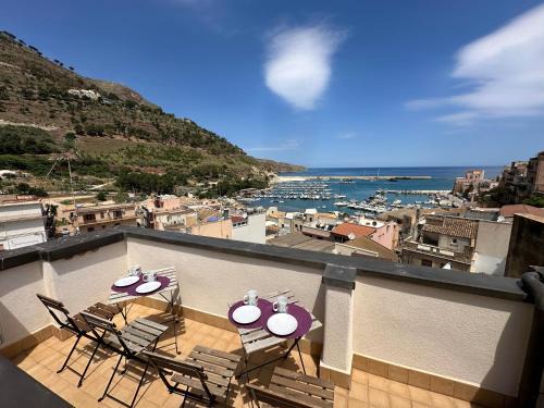 Castellammare del Golfo Apartment | Marcantonio Suite
