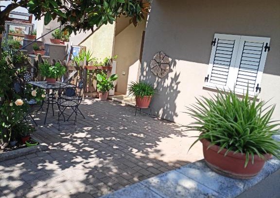 Foligno Apartment | Marco - camere con bagno privato vicino al centro