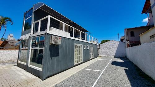 Nacoes Apartment | Marco Zero Containers 3