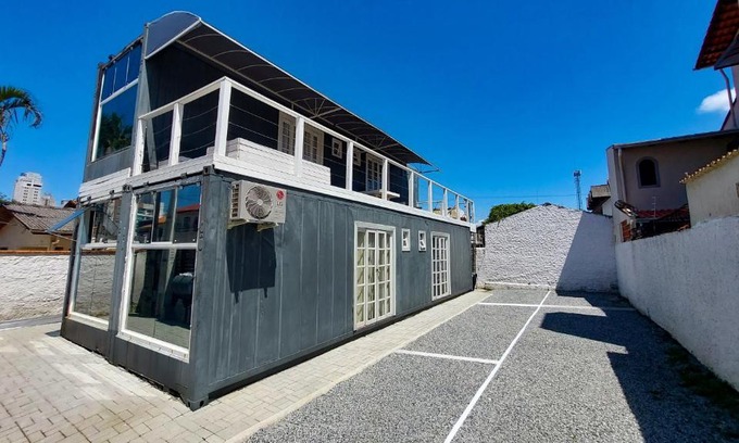 Nacoes House | Marco Zero Containers 1