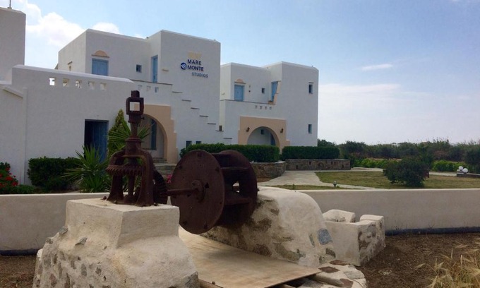 Plaka Apartment | Mare Monte Studios Naxos