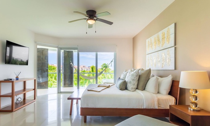 Puerto Juarez Apartment | Mareazul Casa Quetzal 3 Bedroom Apts by RedAwning