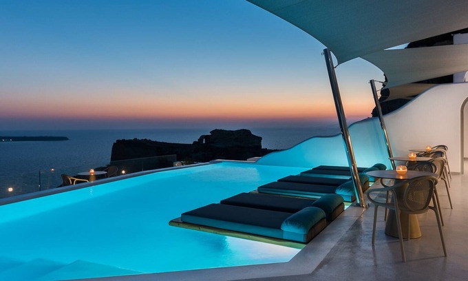 Oia Hotel | Maregio Suites