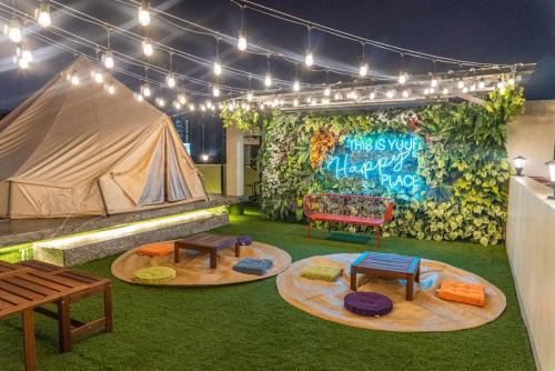 Guadalupe Nuevo Other | Maria Deck Urban Glamping