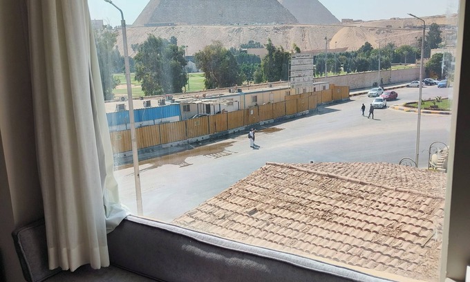 Al Haram Apartment | Maria Pyramids House