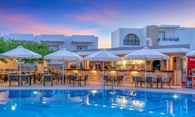 Malia Hotel | Maria Rousse