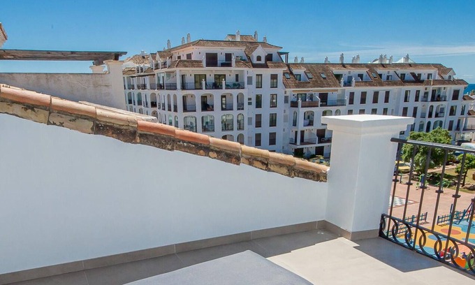 Castillo de Sabinillas Apartment | Marina Apartments 11.5.16 La Cigala
