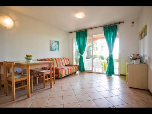 Ghisonaccia Apartment | Marina Corsa Res 4 rooms apartment 2 bathrooms 150 m from the sea Ghisonaccia