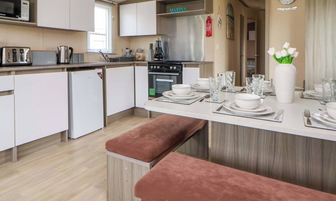 Rhyl Cottage | Marina
