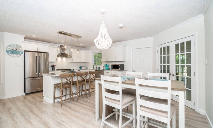 Morehead City House | Marina Neighborhood Home - Family & Pet Friendly
