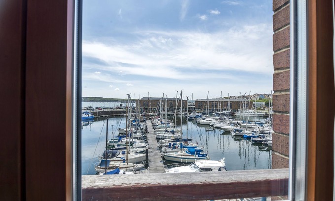 Milford Haven Apartment | Marina View - 3 Bedroom - Milford Haven