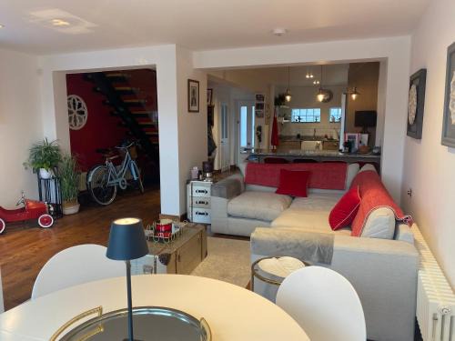 Newcastle-upon-Tyne House | Marina View