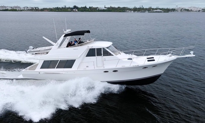 Puerto Vallarta Boat Rental | Marina Yacht Living Experience