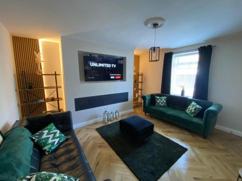 Woodhorn House | Marine Cottage 2 - With Private Hot Tub