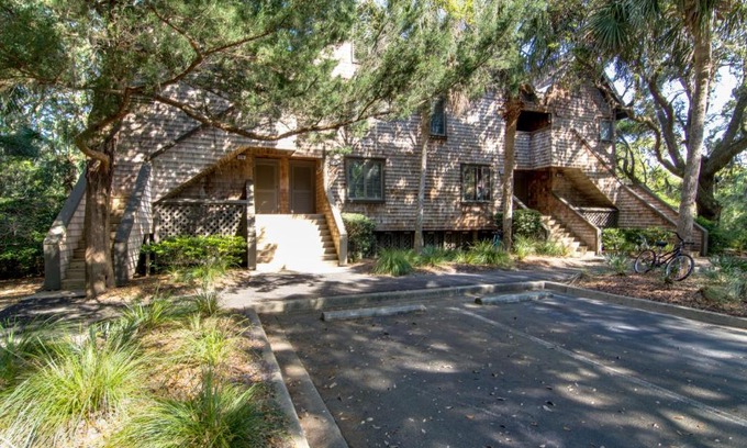 Vanderhorst Plantation Villa | Mariner's Watch 4288