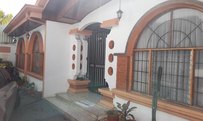 Alajuela House | Mario y Jeannette