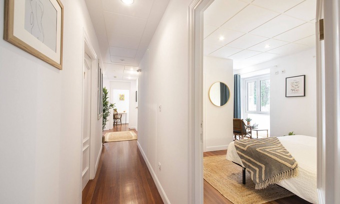 San Sebastian Centro House | Marisol Self Check-in Guesthouse