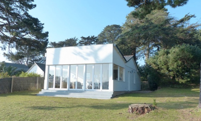 Baden Ski Chalet | Maritime cottage with exceptional sea view