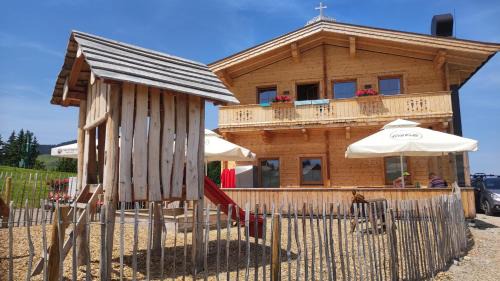 Hopfgarten im Brixental Apartment | Markbachjochhütte Wildschönau WILD700 Ski-In Ski-Out