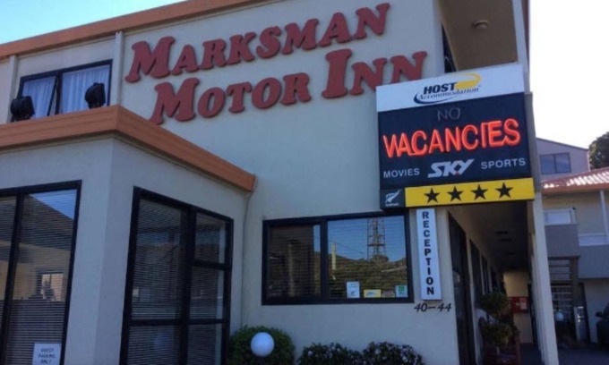 Wellington Hotel | Marksman Motor Inn