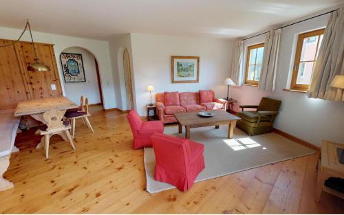Celerina-Schlarigna Apartment | Marmotta