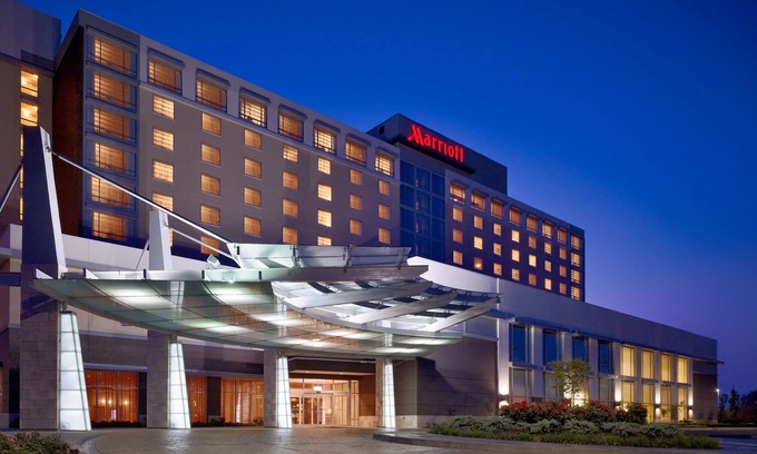 Jeffersontown Hotel | Marriott Louisville East