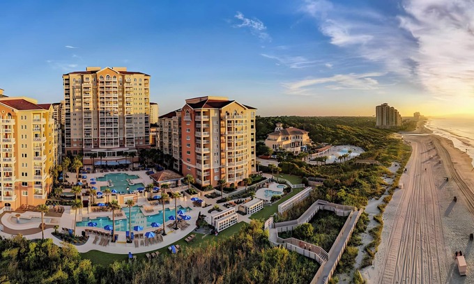 Myrtle Beach Resort | Marriott's OceanWatch Villa - Oceanside View Only - Beach Retreat!