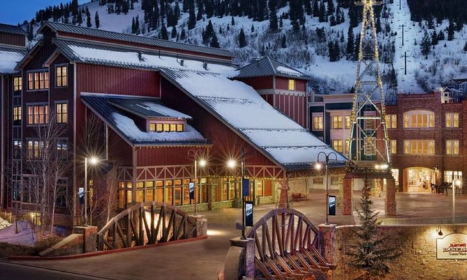 Downtown Park City Apartment | Marriott Summit Watch - Main Street ski in out - 2 Bdr - Jan 31 to Feb 7, 2025