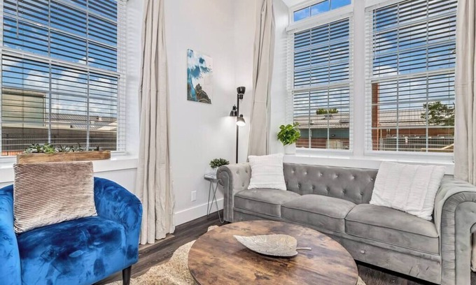 Mars Hill Apartment | Mars Hill U/Asheville Beautifully Restored Condo