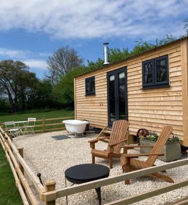Pitney Other | Marsh Farm Glamping Yappingale Shepherd Hut