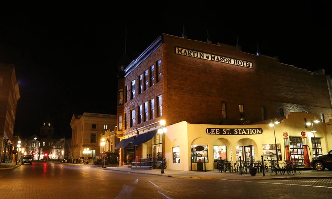 Deadwood Hotel | Martin & Mason Hotel