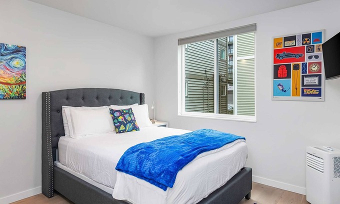 East Queen Anne Apartment | Marty McFly's Iconic Skateboard Sweet Suite
