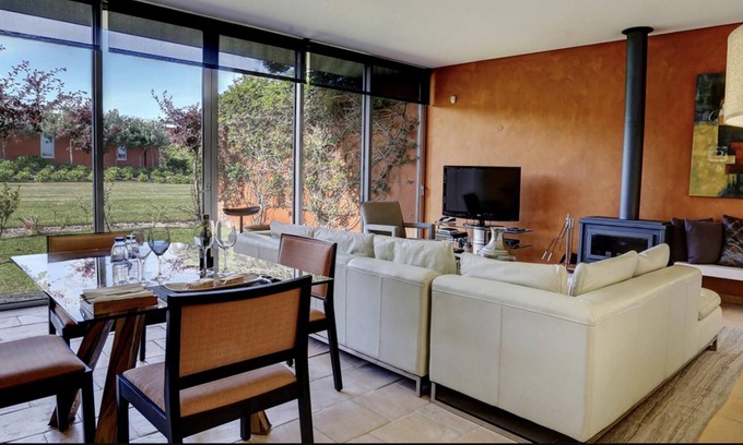Vau Villa | Marvelous One Bedroom Villa in Bom Sucesso Resort